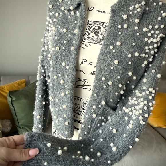 Zara Gray Pearl-Studded Blazer - Picture 3 of 5